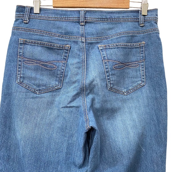 Style & Co Denim Blue Jeans Slim Leg Medium Wash size 12 - Inseam 31" - Picture 4 of 5